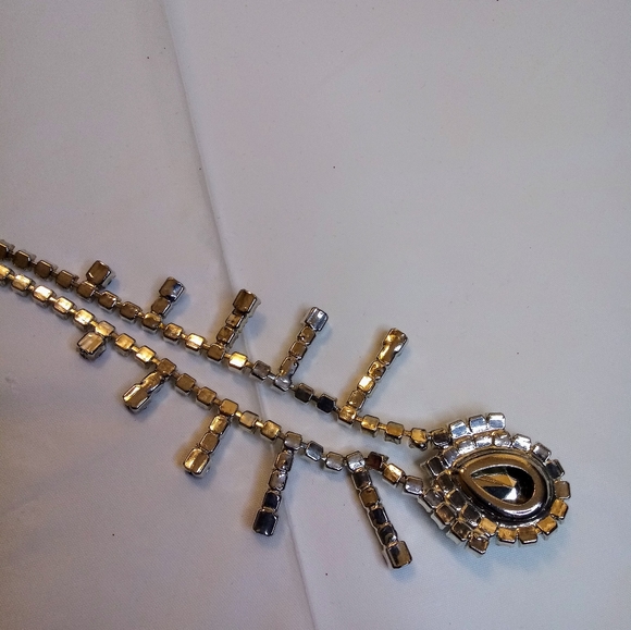 A Royal Blue and Crystal Necklace silver hardware, pre-owned - Picture 11 of 16